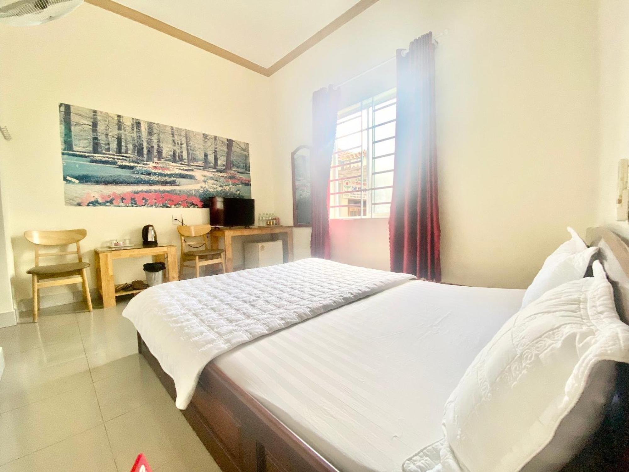 Khach San Ban Me Xanh Hotel Buon Ma Thuot Exterior photo